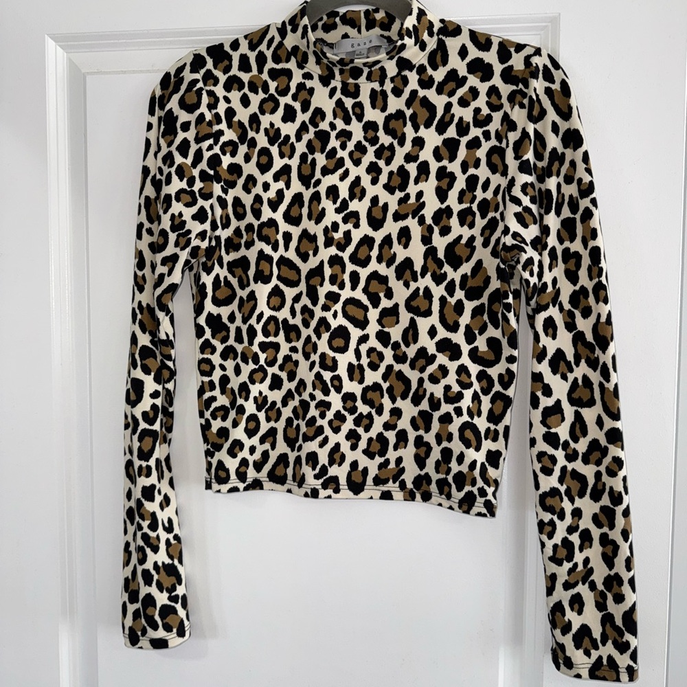 Leopard Print Long Sleeve Top